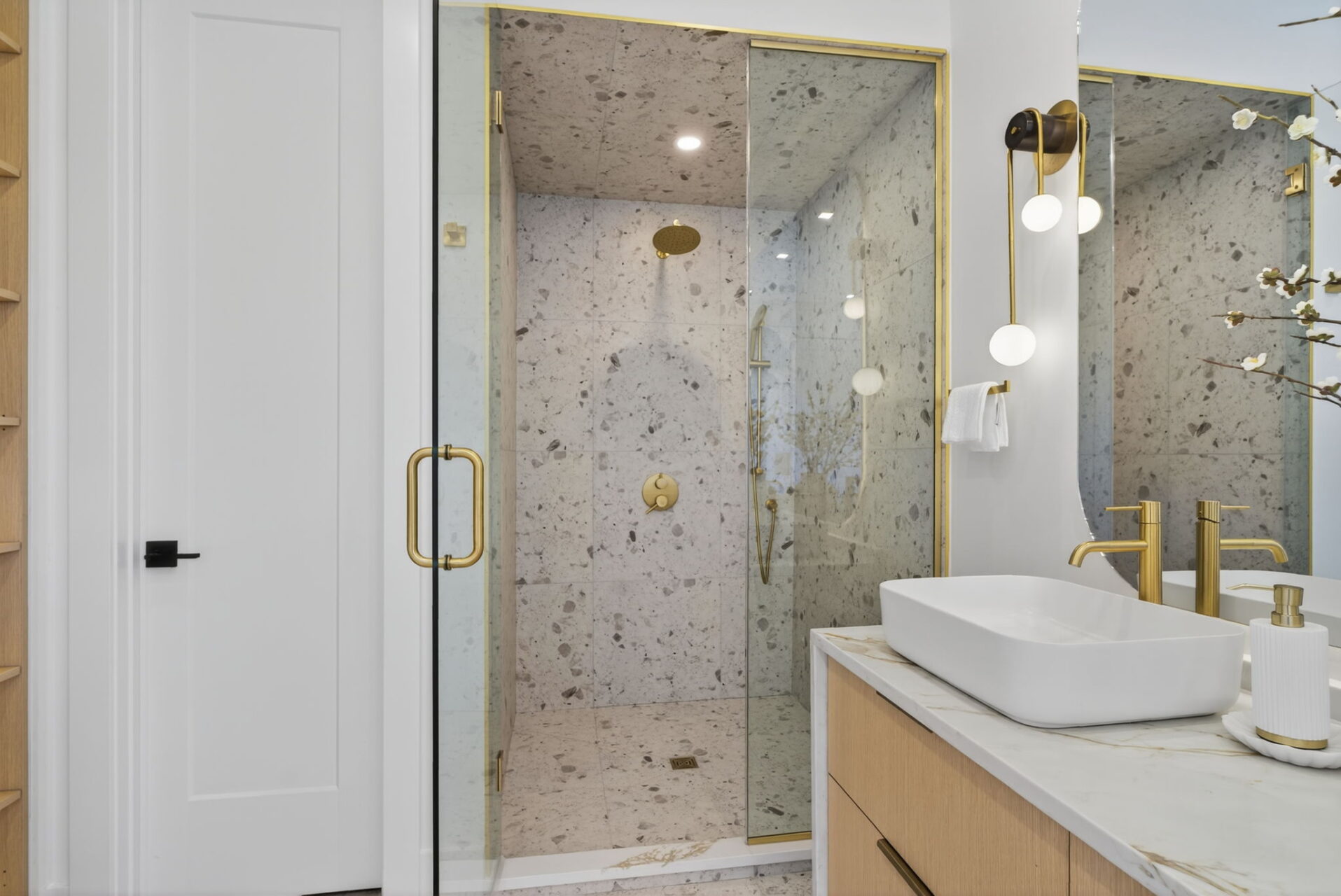 58-web-or-mls-072_DSC04580